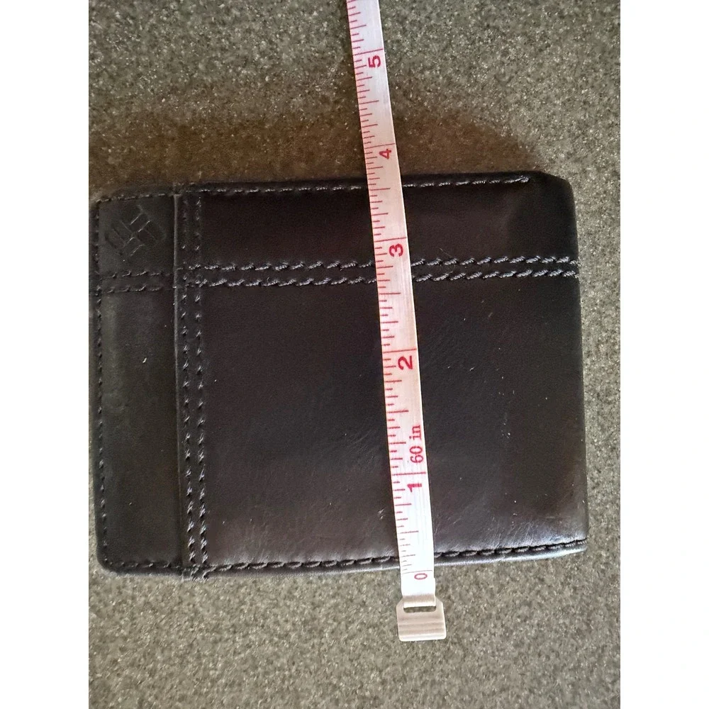 Columbia Mens BlackCoated Leather Bifold Wallet Plaid Lining ID Window